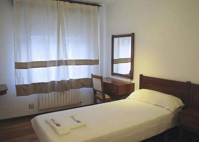 Residencia J. Konukevi Muros