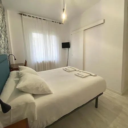 بيت ضيافة Residencia J. 3*