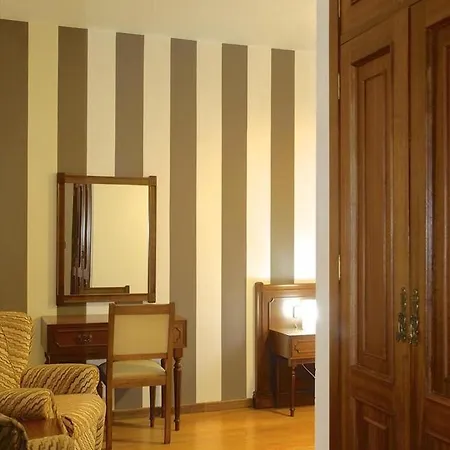 Residencia J. Pensionat 3*